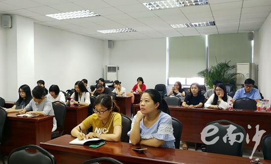 南沙區人社局舉辦手機攝影講座